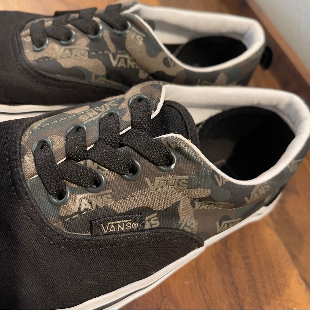 Vans Shoes Kids Black & Camo Size 3 - Picture 8 of 9